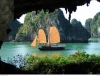 Discover Ha Long Bay by boat  01 day